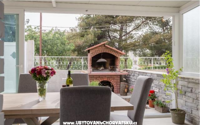 Luxury , with garden! Aenona – Szálláshely Split Horvátország