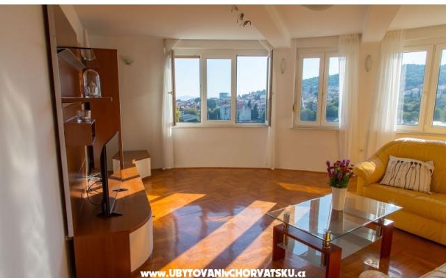 Spacious Apartman in City Center  – Szálláshely Split Horvátország