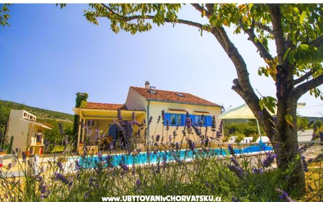 Villa Romansa- 22 km from Split – Szálláshely Split Horvátország