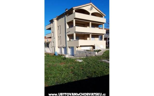 Apartmanok M&amp;S – Szálláshely Sukosan Horvátország