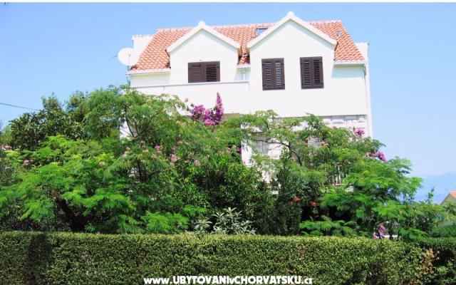 Apartman Mira – Szálláshely Supetar – Brac Horvátország