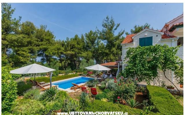 Villa Kamenica – Szálláshely Supetar – Brac Horvátország