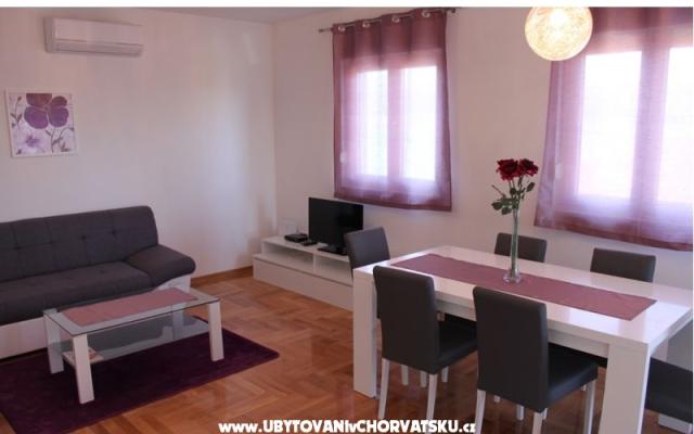 Apartman Anadina KOMFOR KRAJ PLAŽE – Szálláshely Trogir Horvátország