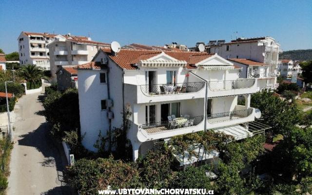 Villa Helio – Szálláshely Trogir Horvátország