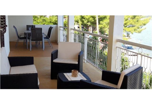 Apartman Oleander – Szálláshely Trogir Horvátország