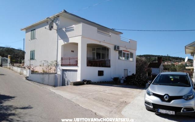 Apartman Ruža – Szálláshely Trogir Horvátország