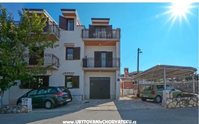 Apartmanok  Mirjana – Szálláshely Trogir Horvátország