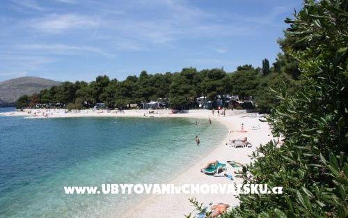 Apartmanok Lorena – Szálláshely Trogir Horvátország