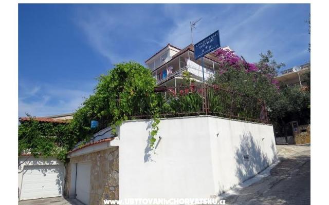 Apartmanok Oštrić – Szálláshely Trogir Horvátország