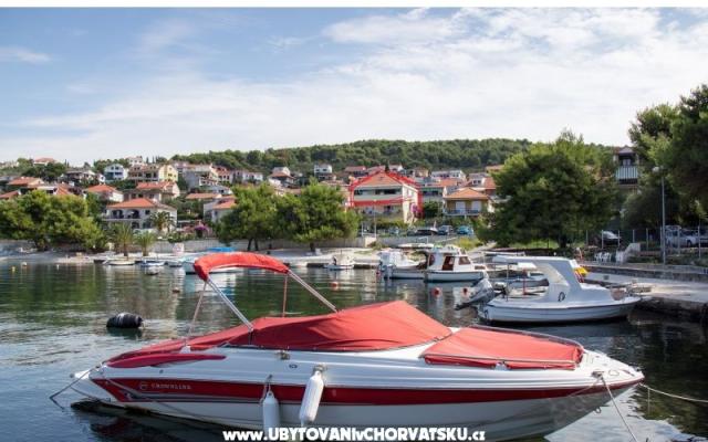 Apartmanok SATIS – Szálláshely Trogir Horvátország