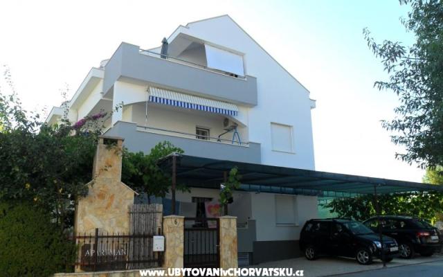 Apartmanok Sikirica – Szálláshely Trogir Horvátország