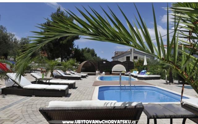Villa Silvia  – Szálláshely Trogir Horvátország
