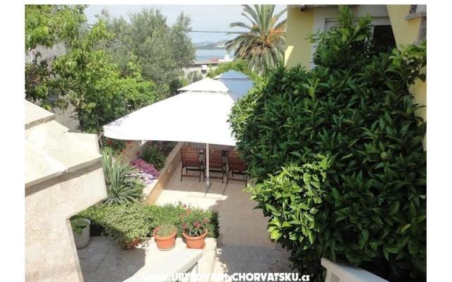 Apartmanok Topić – Szálláshely Trogir Horvátország