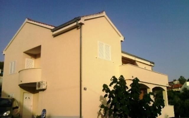 Apartmanok Zubak – Szálláshely Trogir Horvátország
