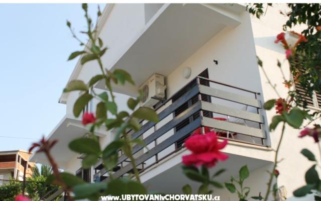 Apartmanok Civadelic – Szálláshely Trogir Horvátország