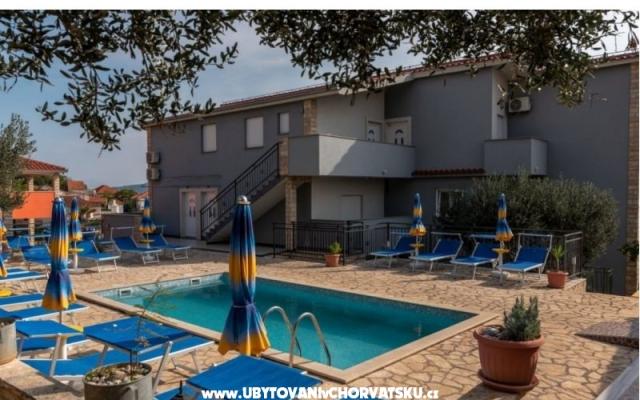 Apartmanok Petra – Szálláshely Trogir Horvátország