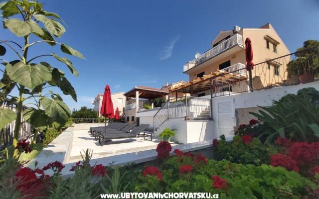 Apartmanok Zora – Szálláshely Trogir Horvátország