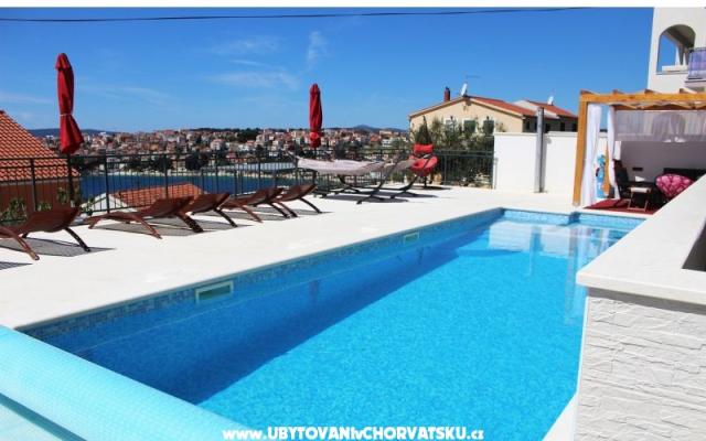 Apartmanok Zora – Szálláshely Trogir Horvátország