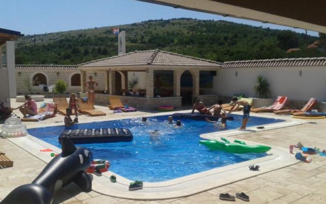 Hacienda Maximilian – Szálláshely Trogir Horvátország