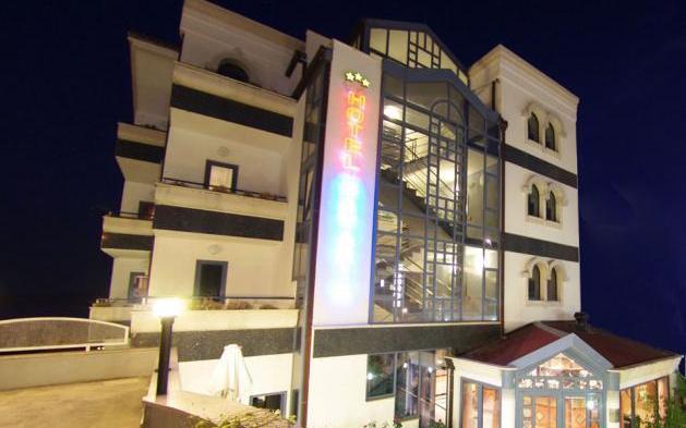 Hotel Bavaria – Szálláshely Trogir Horvátország