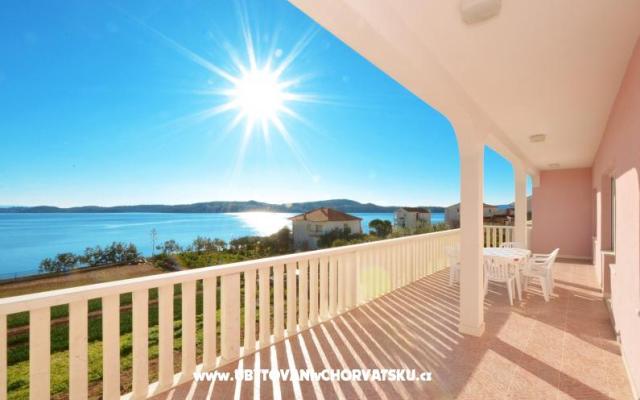 Pavko – Szálláshely Trogir Horvátország