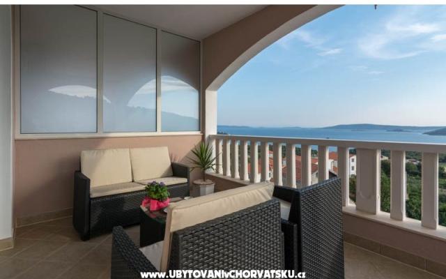 Studio-apartmani Plava Laguna – Szálláshely Trogir Horvátország