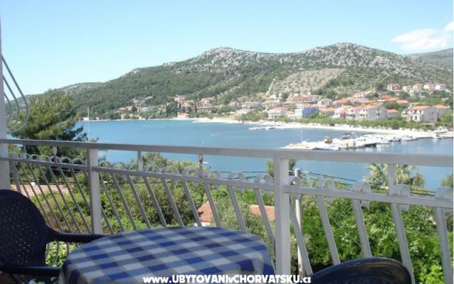 Apartmanok Šerić – Szálláshely Trogir Horvátország