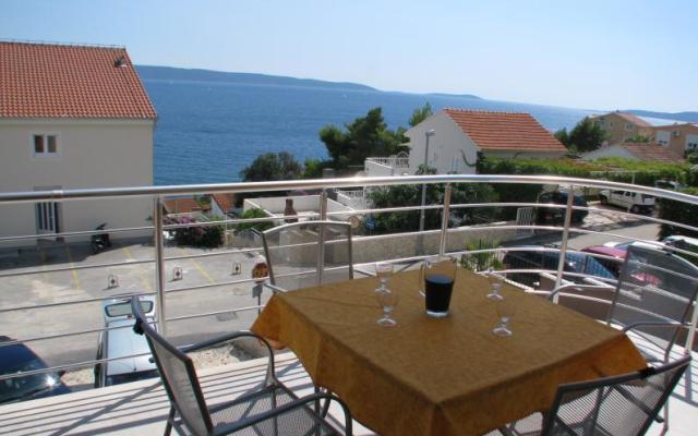 Sunshining Apartmanok – Szálláshely Trogir Horvátország