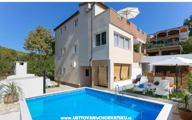 Apartmanok Bruno – Szálláshely Trogir Horvátország
