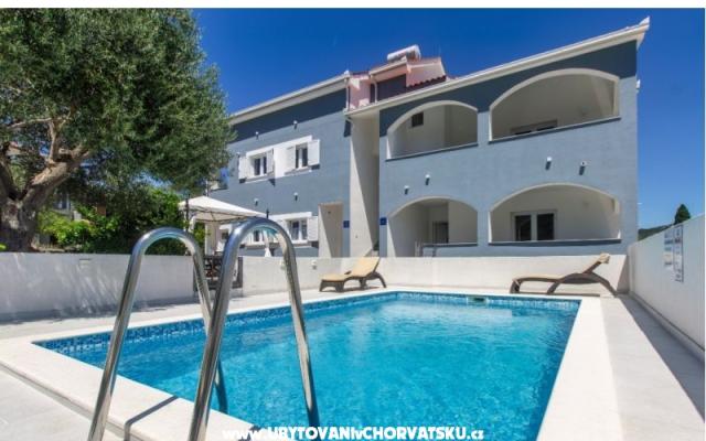 Villa Dalmatian Child – Szálláshely Trogir Horvátország