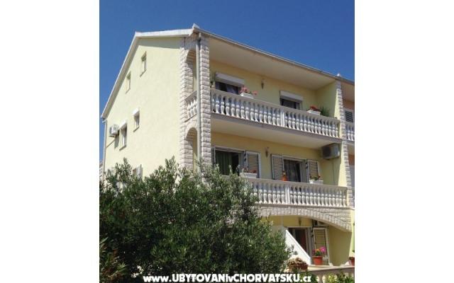 Villa Domora – Szálláshely Trogir Horvátország