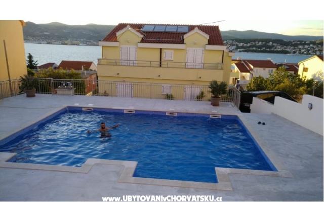 Villa Luna – Szálláshely Trogir Horvátország