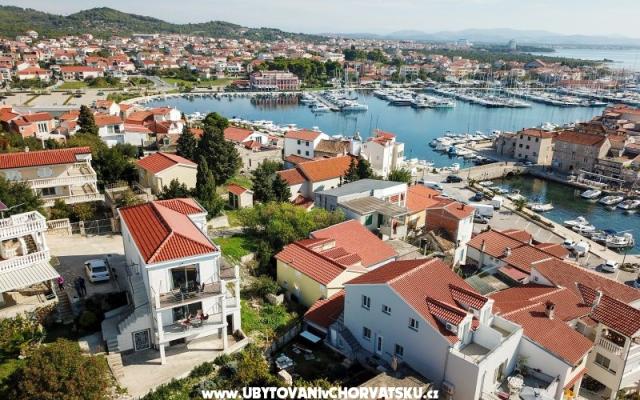 Villa Roza Trogir – Szálláshely Trogir Horvátország