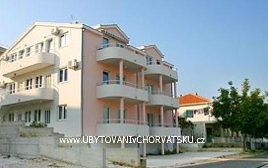Apartmanok Kairos - anex – Szálláshely Trogir Horvátország