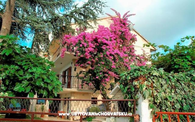 Villa Iskra – Szálláshely Trogir Horvátország