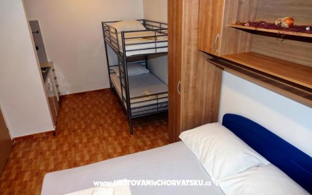Apartmanok Jadranka Vladić – Szálláshely Tucepi Horvátország