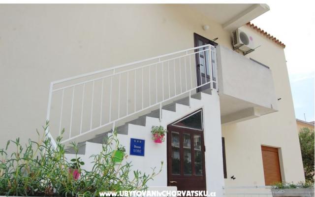 Apartmanok Šarić – Szálláshely Tucepi Horvátország