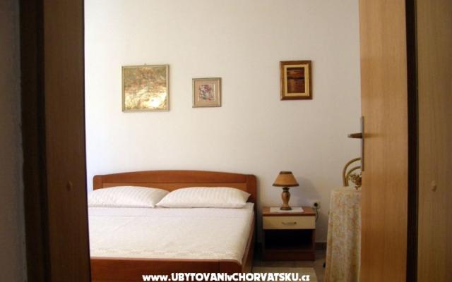 Apartmanok Olga  – Szálláshely Tucepi Horvátország