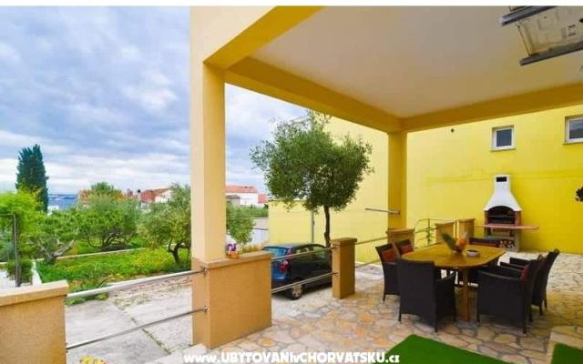 Apartmanok Meri – Szálláshely Ugljan sziget Horvátország