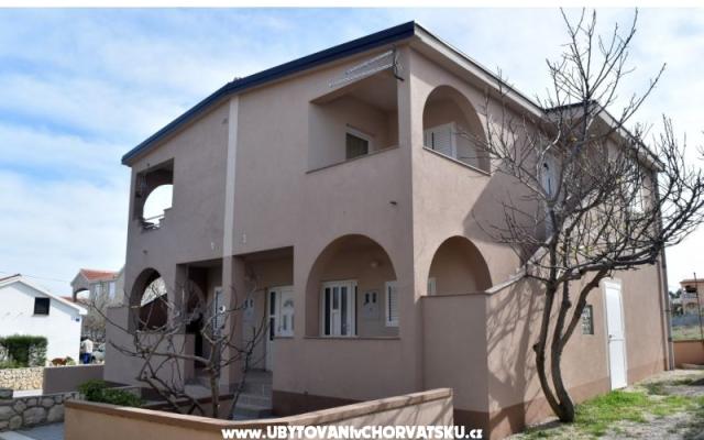 Apartmanok Orešić – Szálláshely Vir sziget Horvátország