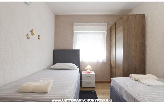 Apartmanok Porta Via  – Szálláshely Vir sziget Horvátország