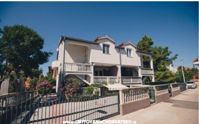 Ana Apartmanok – Szálláshely Vodice Horvátország