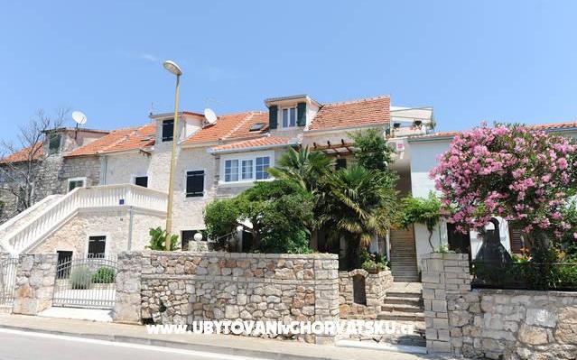 Apartman Gita -Ston Ház – Szálláshely Vodice Horvátország