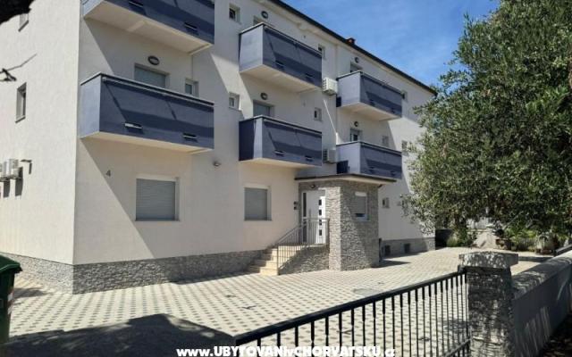 Apartman Lena – Szálláshely Vodice Horvátország