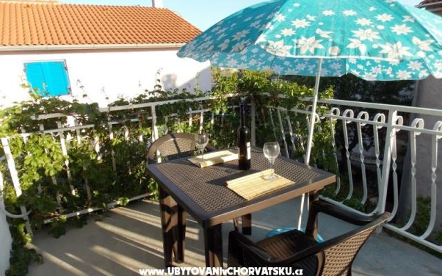 Apartmanok Bakmaz - Vodice – Szálláshely Vodice Horvátország