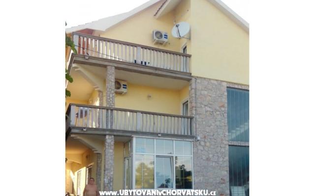 Apartmanok i sobe Štrus – Szálláshely Vodice Horvátország