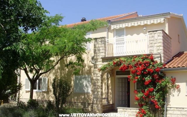 Apartmanok Marija – Szálláshely Vodice Horvátország