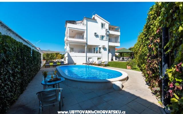 Apartmanok Tihi – Szálláshely Vodice Horvátország