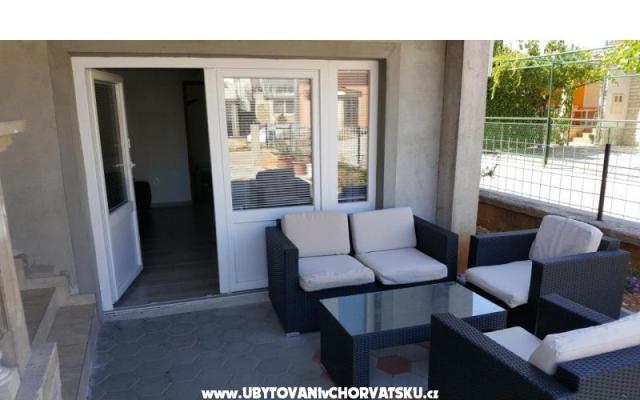 Luka Vodice – Szálláshely Vodice Horvátország
