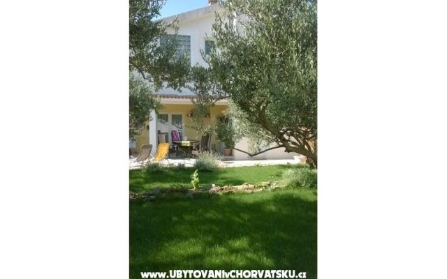 Apartmanok Zara – Szálláshely Vodice Horvátország